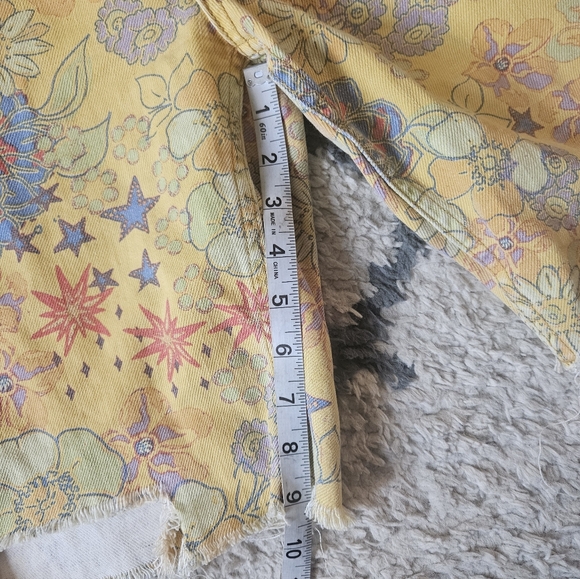 Free People Alani Printed Cutoff Bermuda Shorts Size 28 - Picture 3 of 6